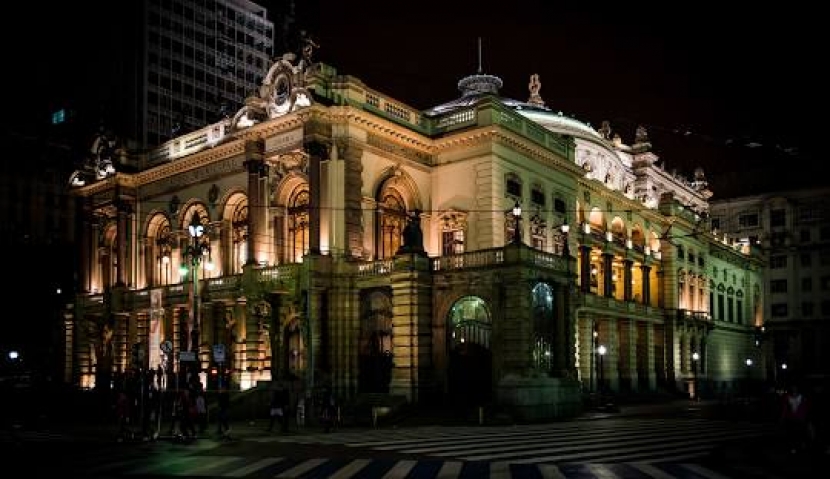 Theatro Municipal de São Paulo + Bar dos Arcos